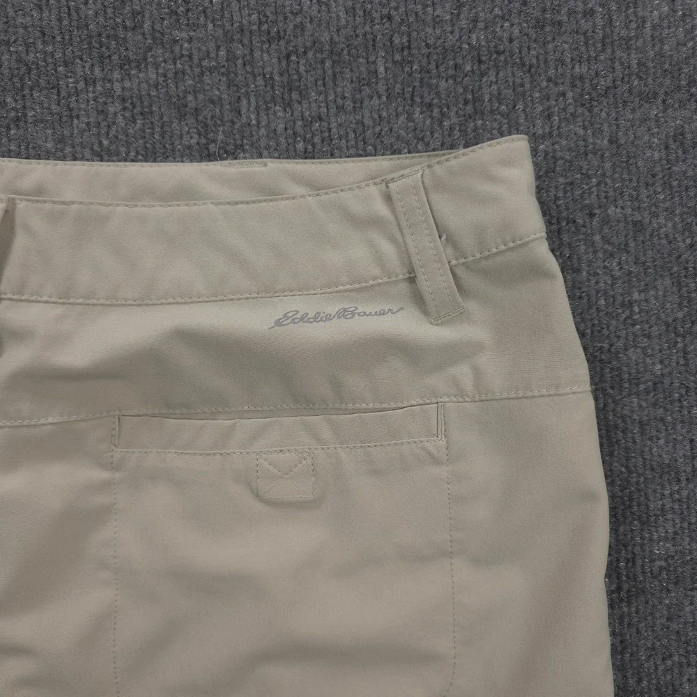 Eddie Bauer Cargo Shorts Women 6 Mid Rise Tan Stretch Hiking Outdoor Comfort
